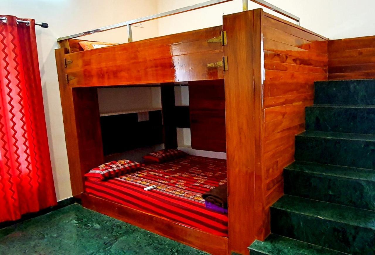 Shree Suites Kuttālam Exterior photo